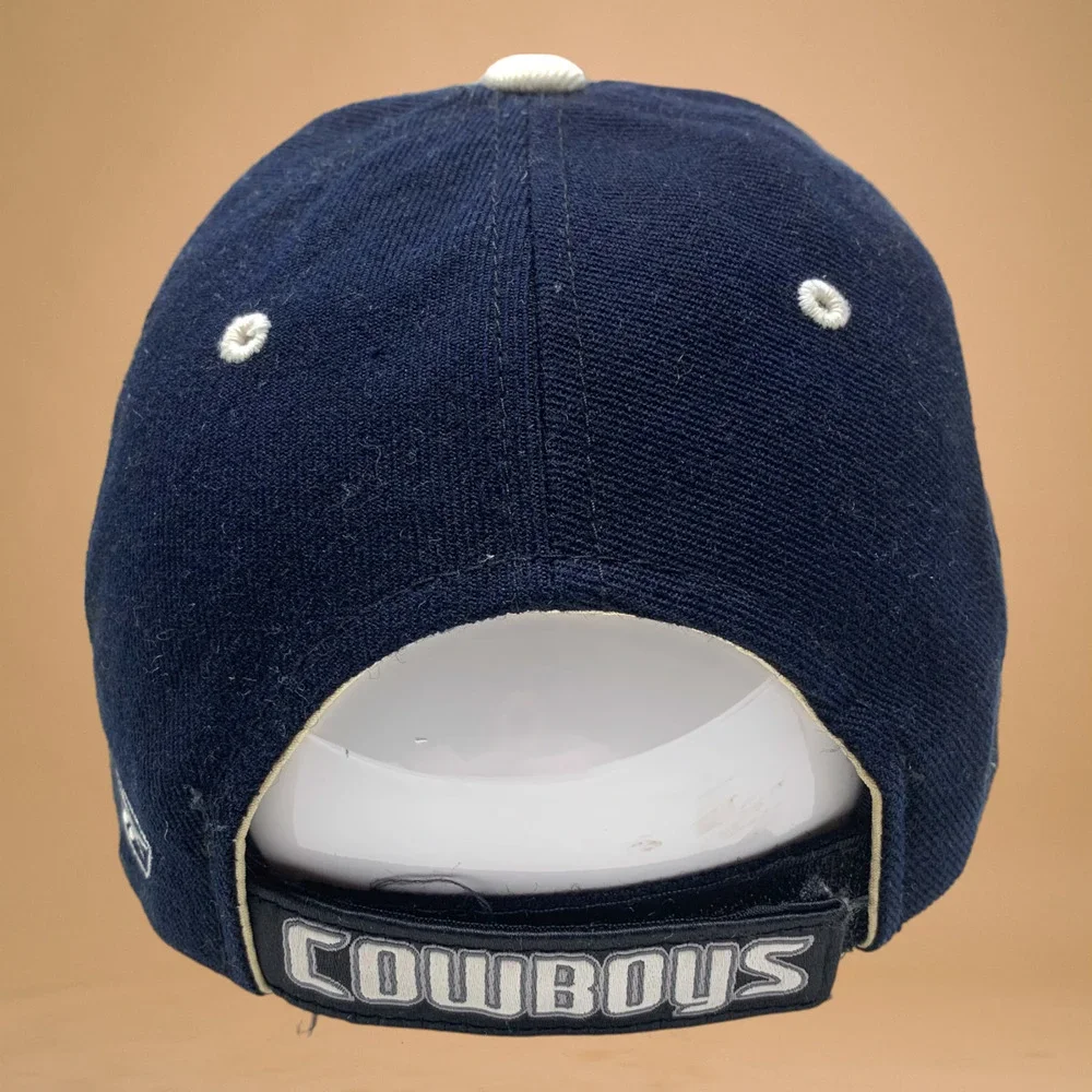 Dallas Cowboys x Reebok Embroidered Star NFL Strapback Cap Hat Texas